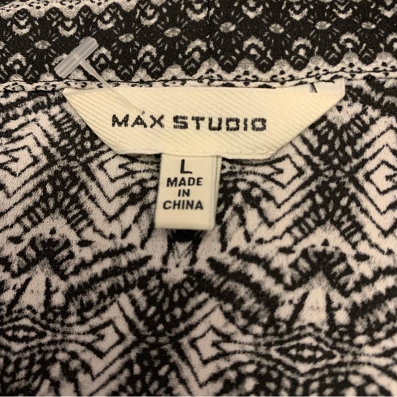 Max Studio Open Front Black and White Monochrome Geometric Kimono - Picture 12 of 13